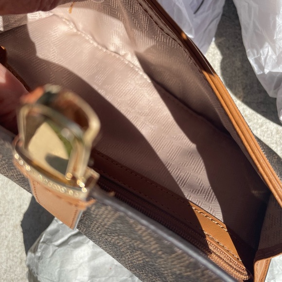 Michael Kors Brown Wallet - Picture 5 of 9